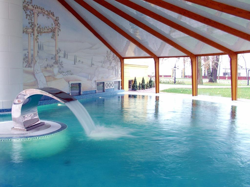 Palac Piorunow & Spa Kwiatkowice Buitenkant foto