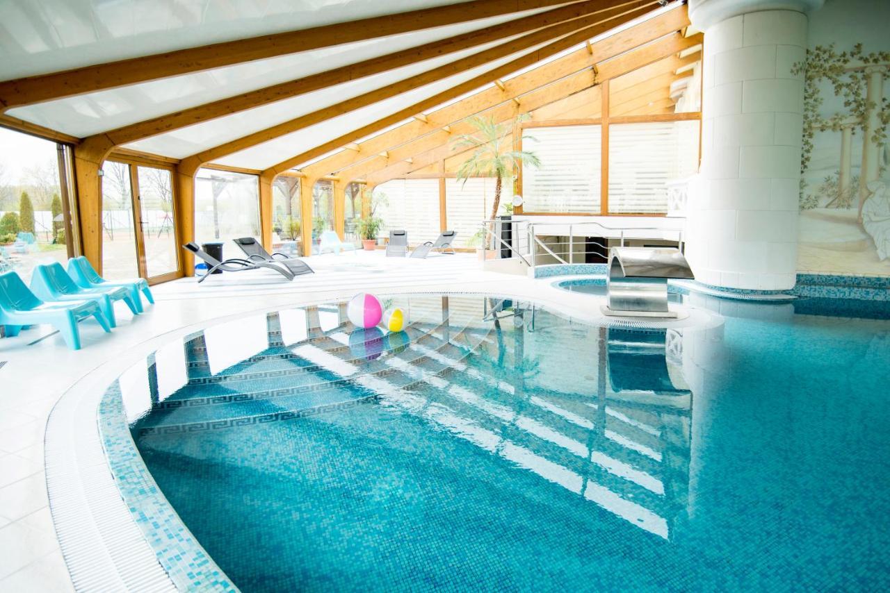 Palac Piorunow & Spa Kwiatkowice Buitenkant foto